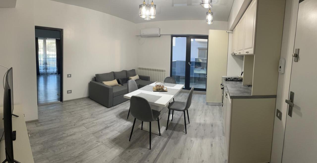 Eric Apartament Mamaia Exterior photo